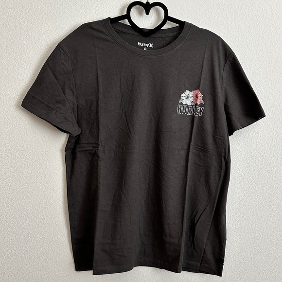 NWT Hurley Vintage Black Girlfriend Graphic Cotton Tee Size M - Picture 3 of 9